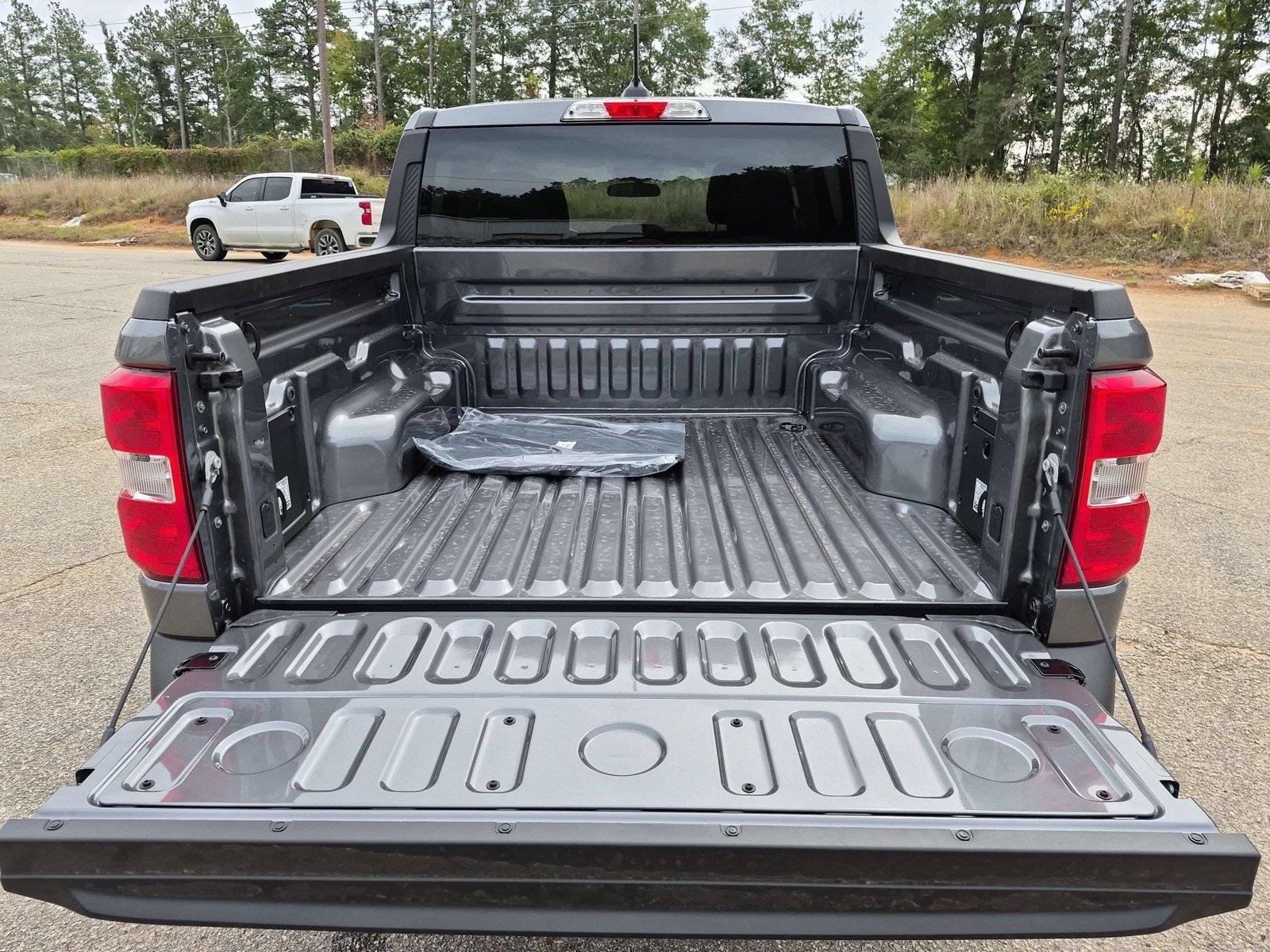New 2026 Carbonized Gray Metallic Ford XLT image 31