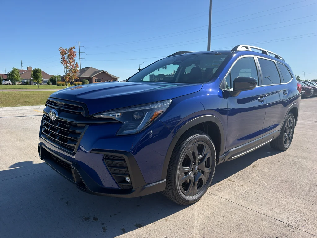 New 2026 SAPPHIRE BLUE PEARL Subaru Onyx Edition Touring image 2
