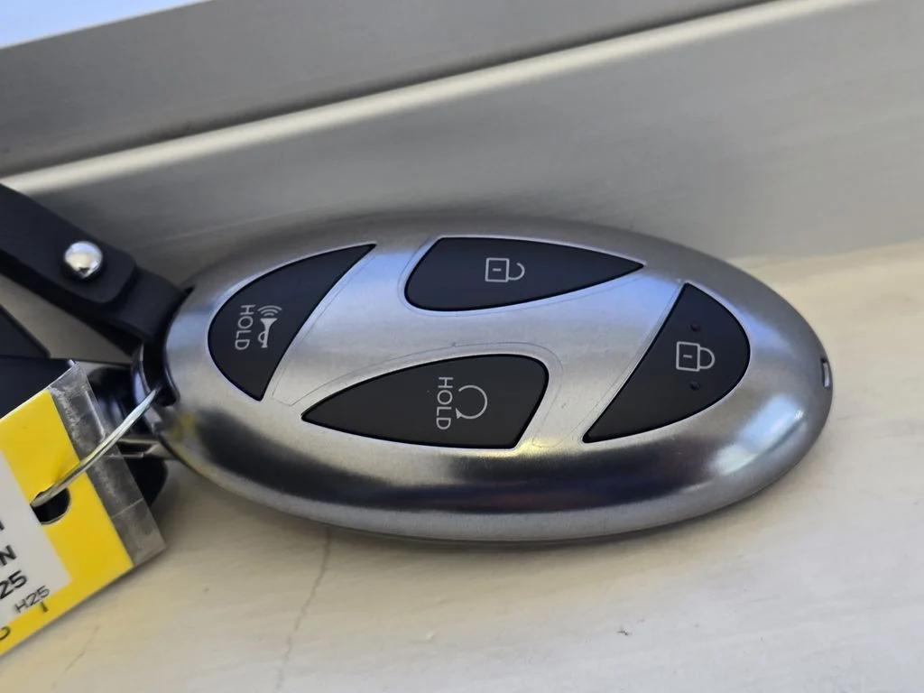 New 2027 Gray Hyundai SEL image 27