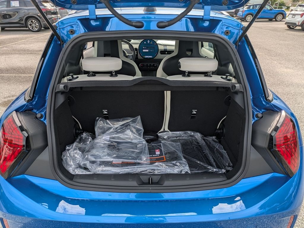 2025 MINI Hardtop 2 Door S - Photo 20