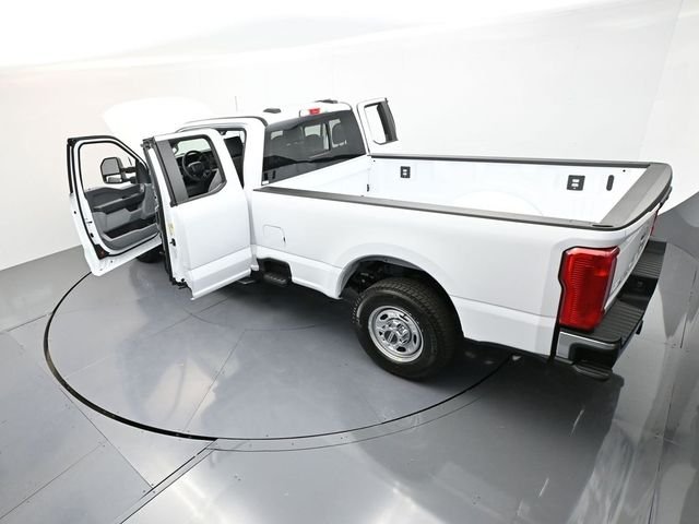 New 2026 Oxford White Ford F-350® XL image 38