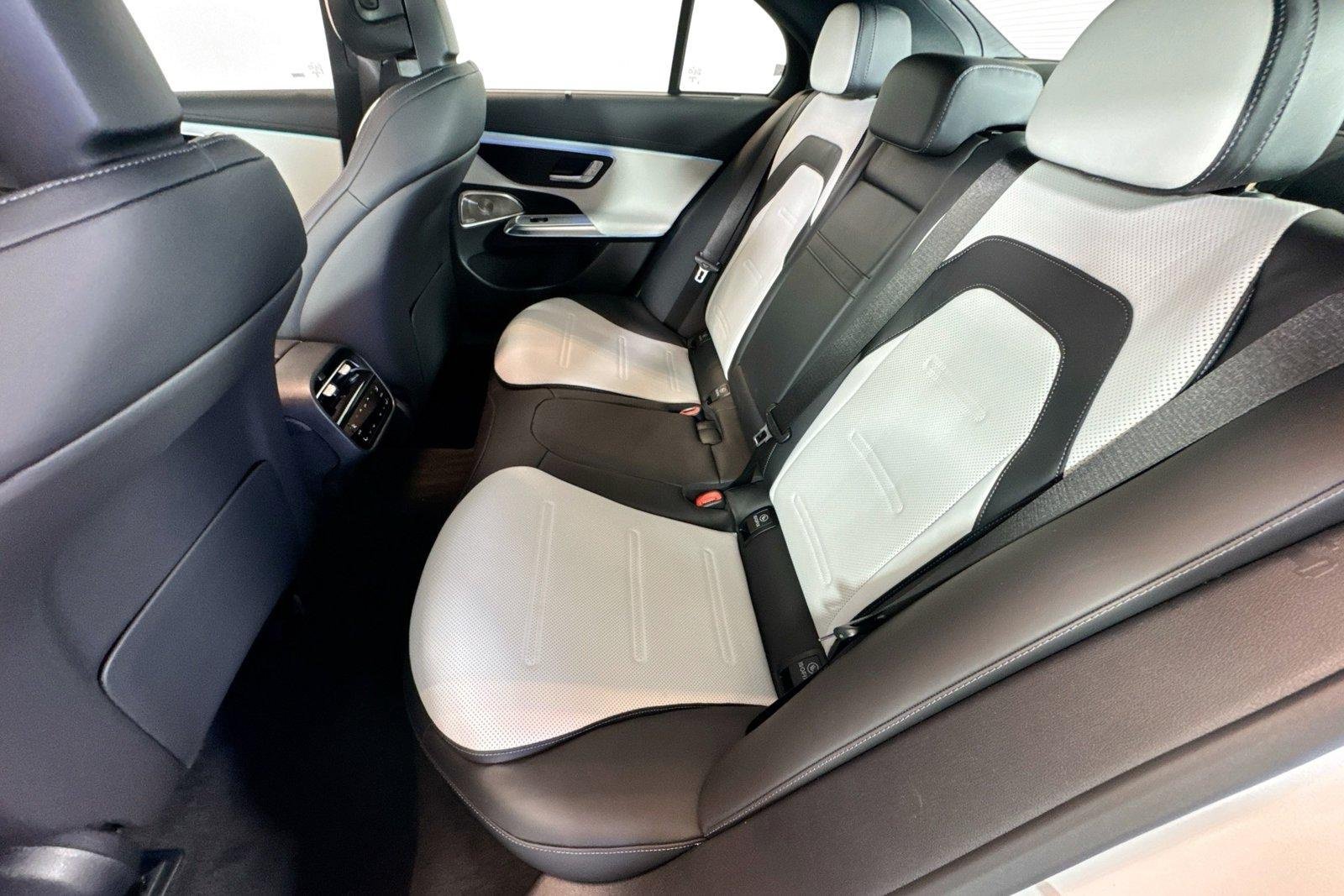 New 2026 Manufaktur Moonlight White Magno Mercedes-Benz AMG® E 53 E image 22