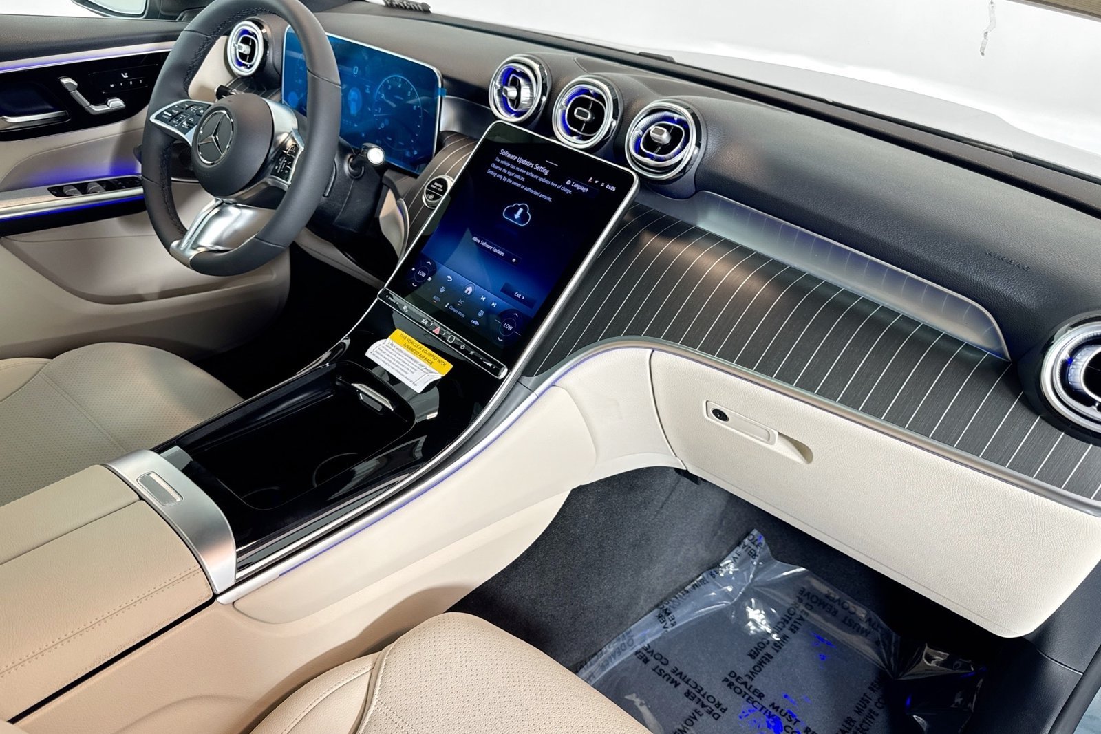 New 2026 Verde Silver Metallic Mercedes-Benz GLC 300 image 27