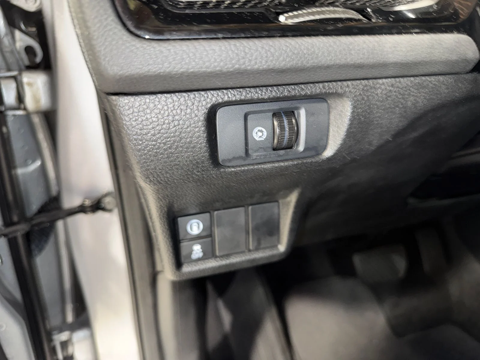 Used 2023 Lunar Silver Metallic Honda EX image 14