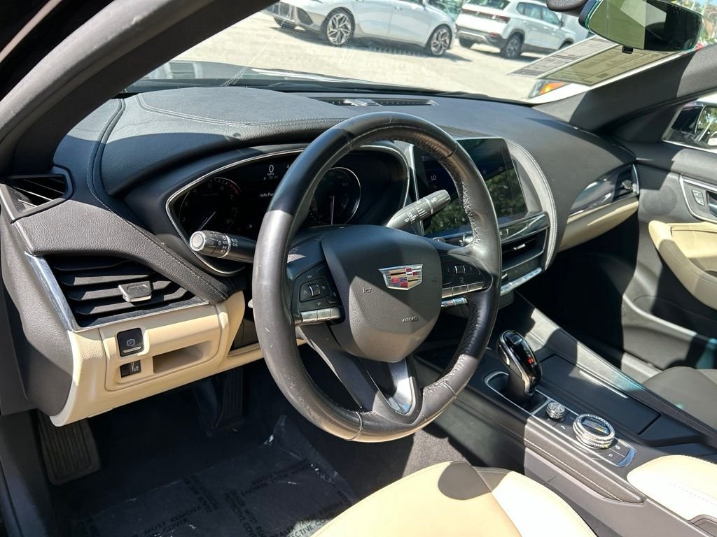 Used 2020 Red Cadillac Luxury image 23