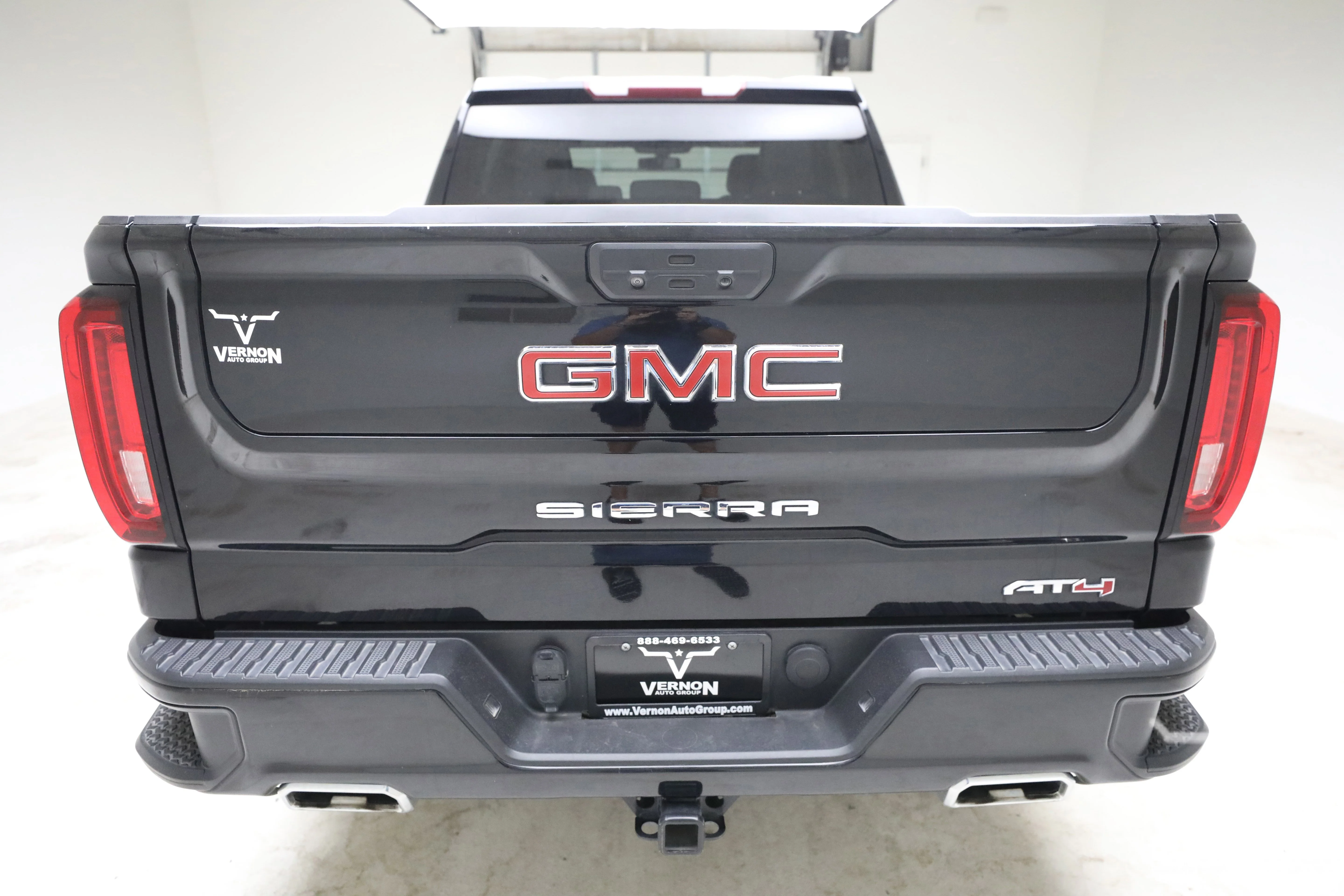 Pre-Owned 2022 GMC Sierra 1500 Limited AT4 Crew Cab 4x4