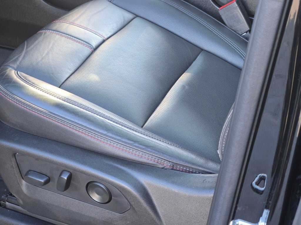 2021 Chevrolet Suburban RST - Photo 27