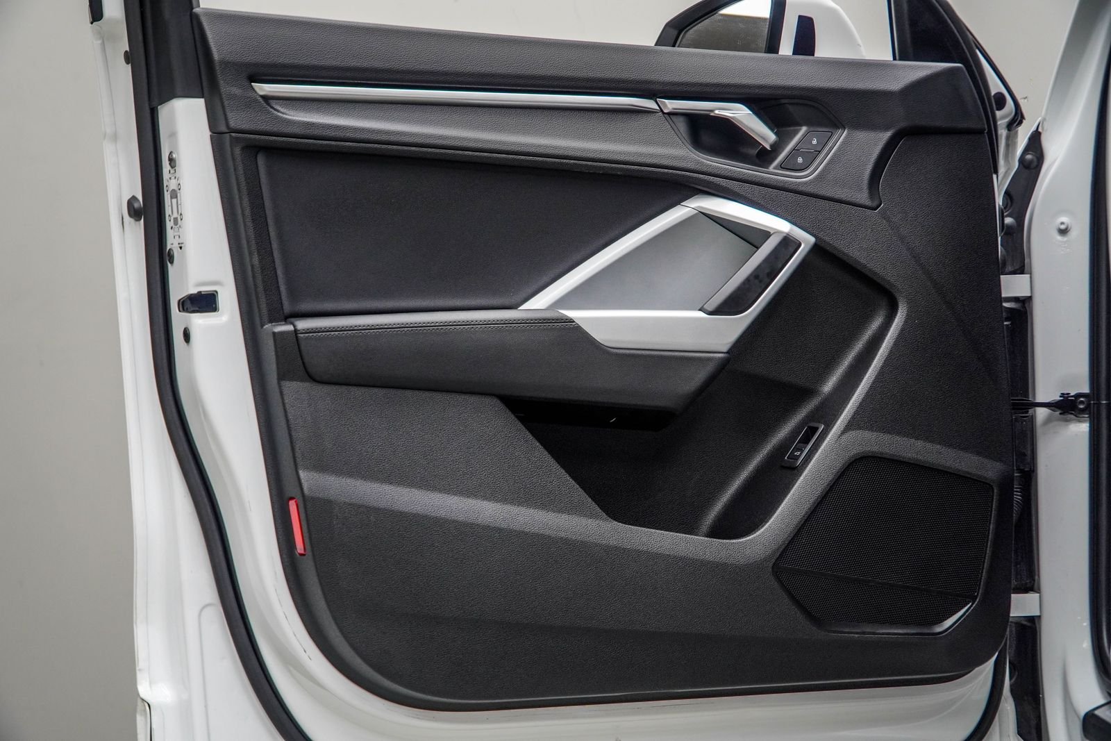 Used 2025 White Audi Premium image 32