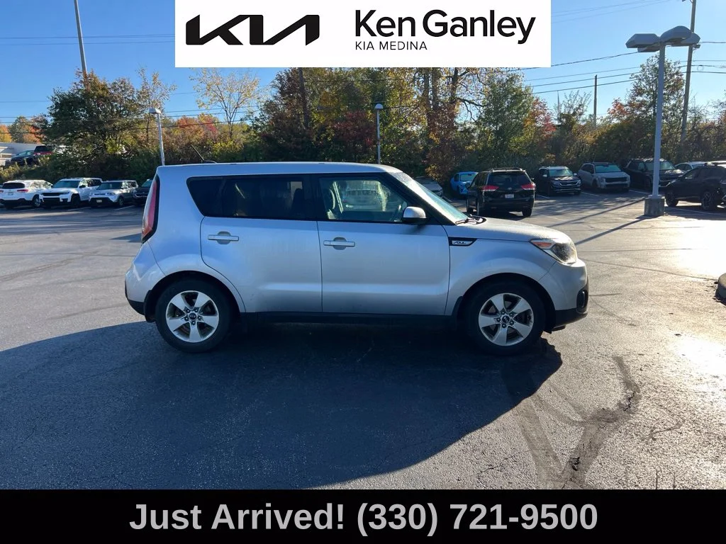 Used 2017 Silver Kia Base image 4
