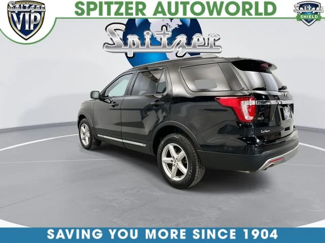 Used 2017 Black Ford XLT image 8