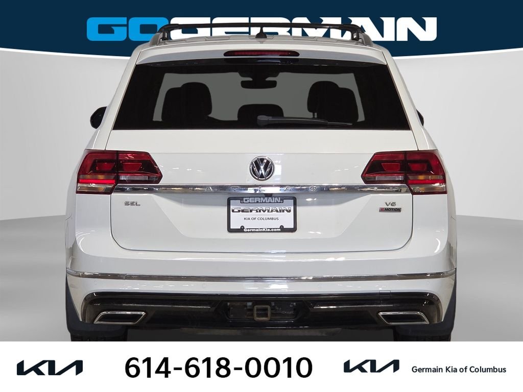 Used 2018  Volkswagen SEL image 10