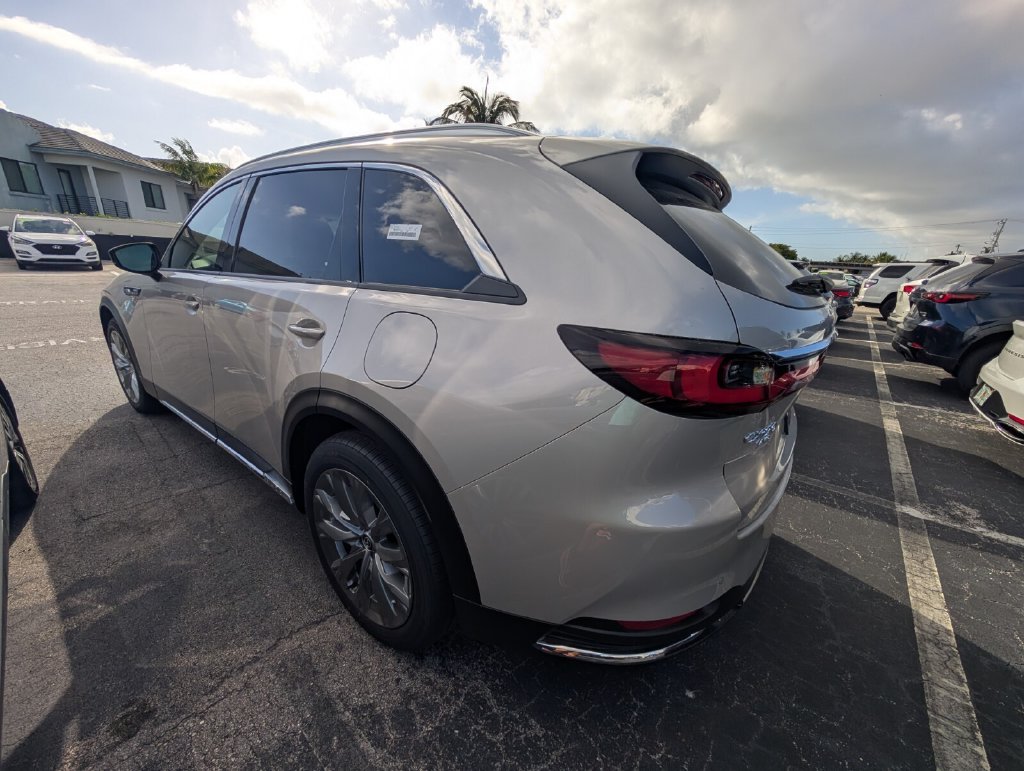 New 2026 Platinum Quartz Metallic Mazda 3.3 Turbo Premium Plus AWD image 9