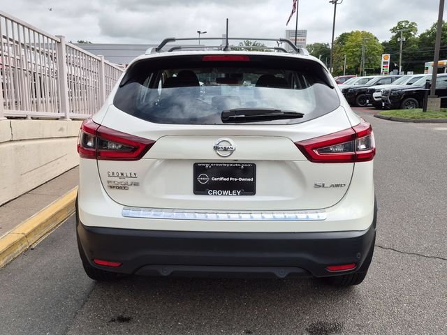 Certified Used 2022 White Nissan SL image 5