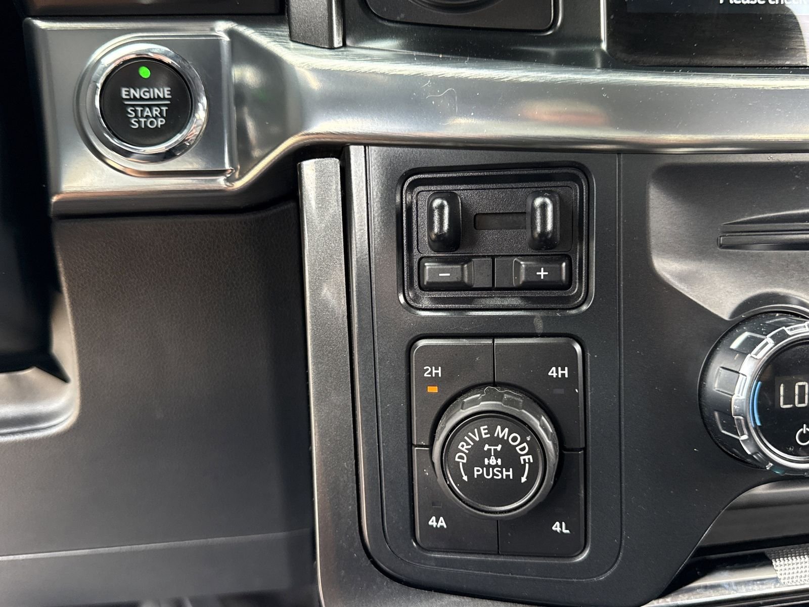 Used 2021 Black Ford Lariat image 7