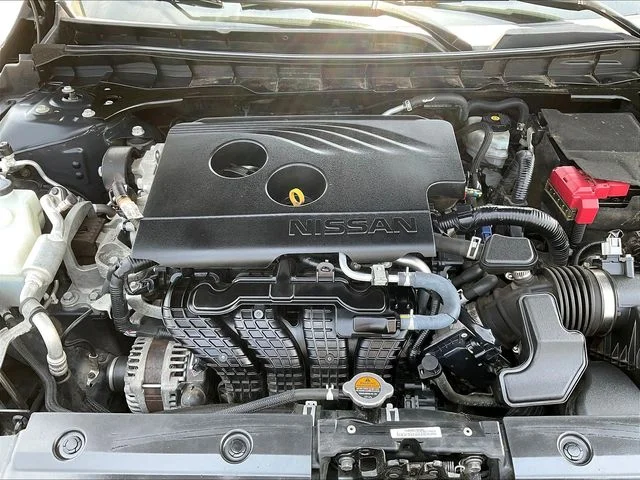 Used 2019 Black Nissan 2.5 SL image 32