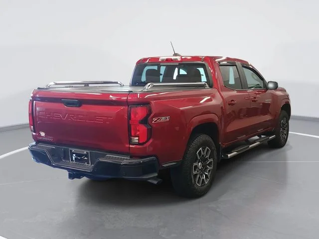 Used 2023 Red Chevrolet Z71 image 3