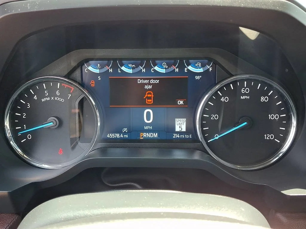 Used 2024  Ford Limited image 26