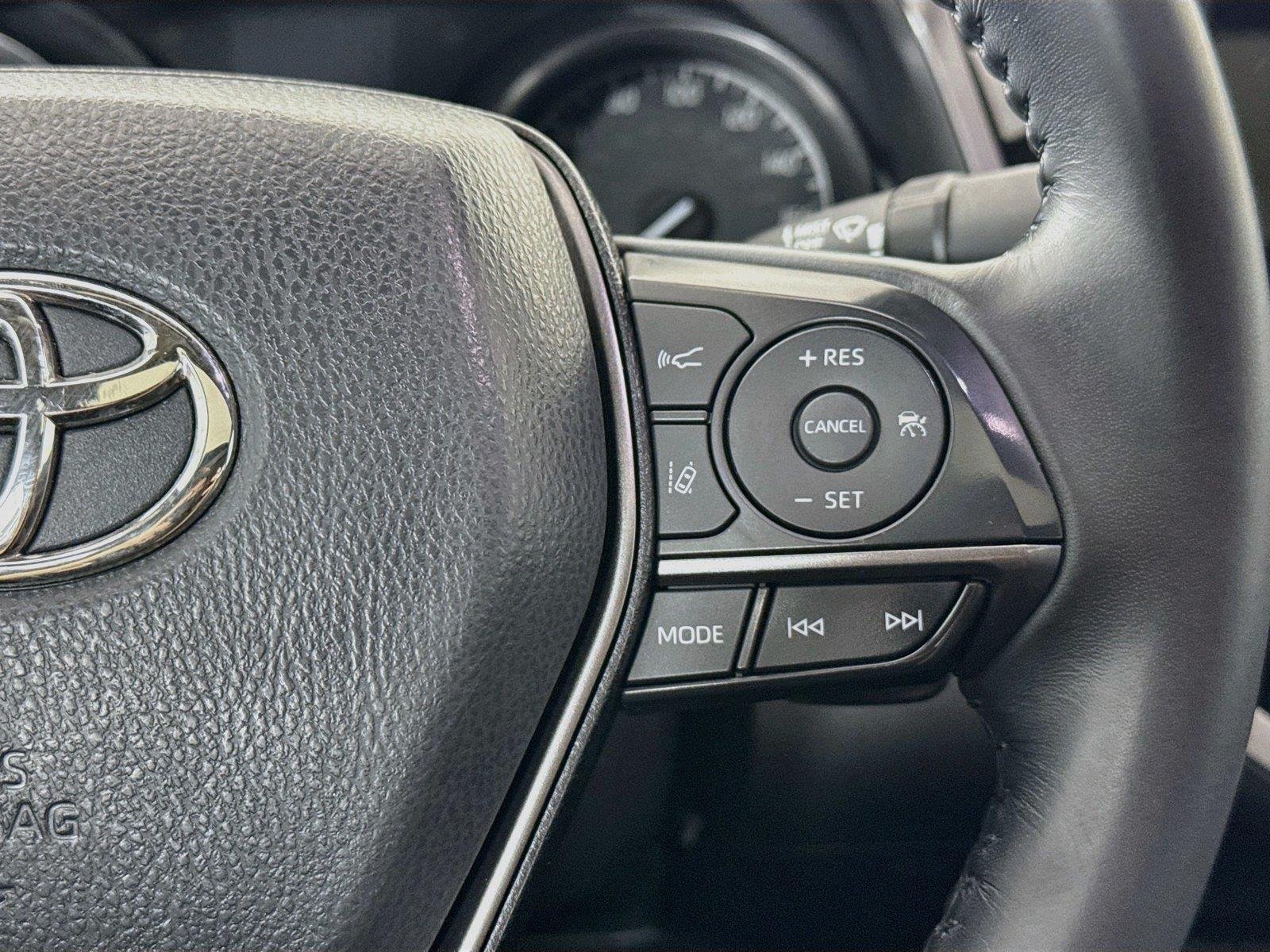 Used 2022 Ice Edge Toyota SE image 17