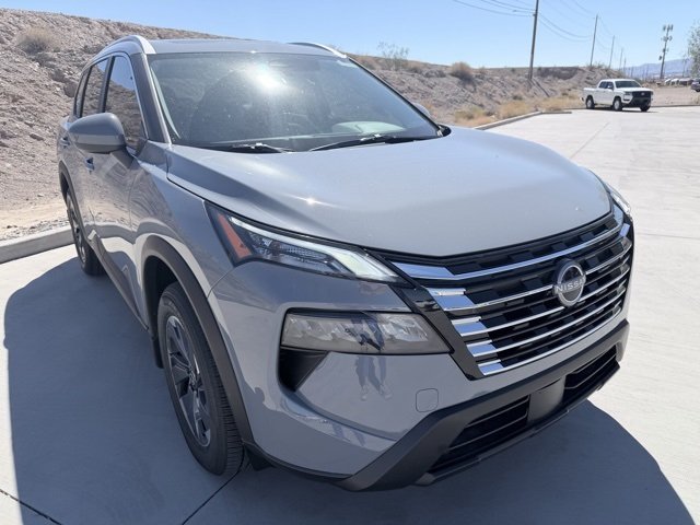 2026 Nissan Rogue SV photo 3