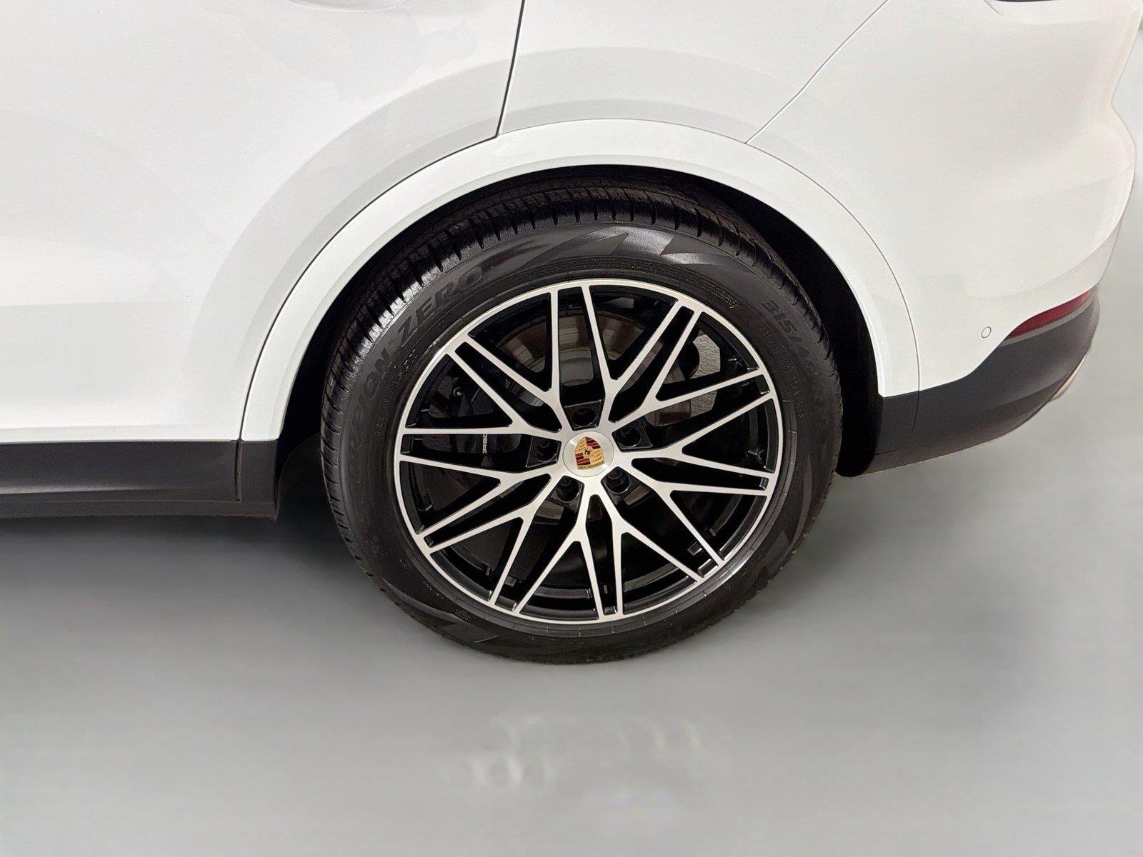 Certified Used 2026 Carrara White Metallic Porsche  image 12