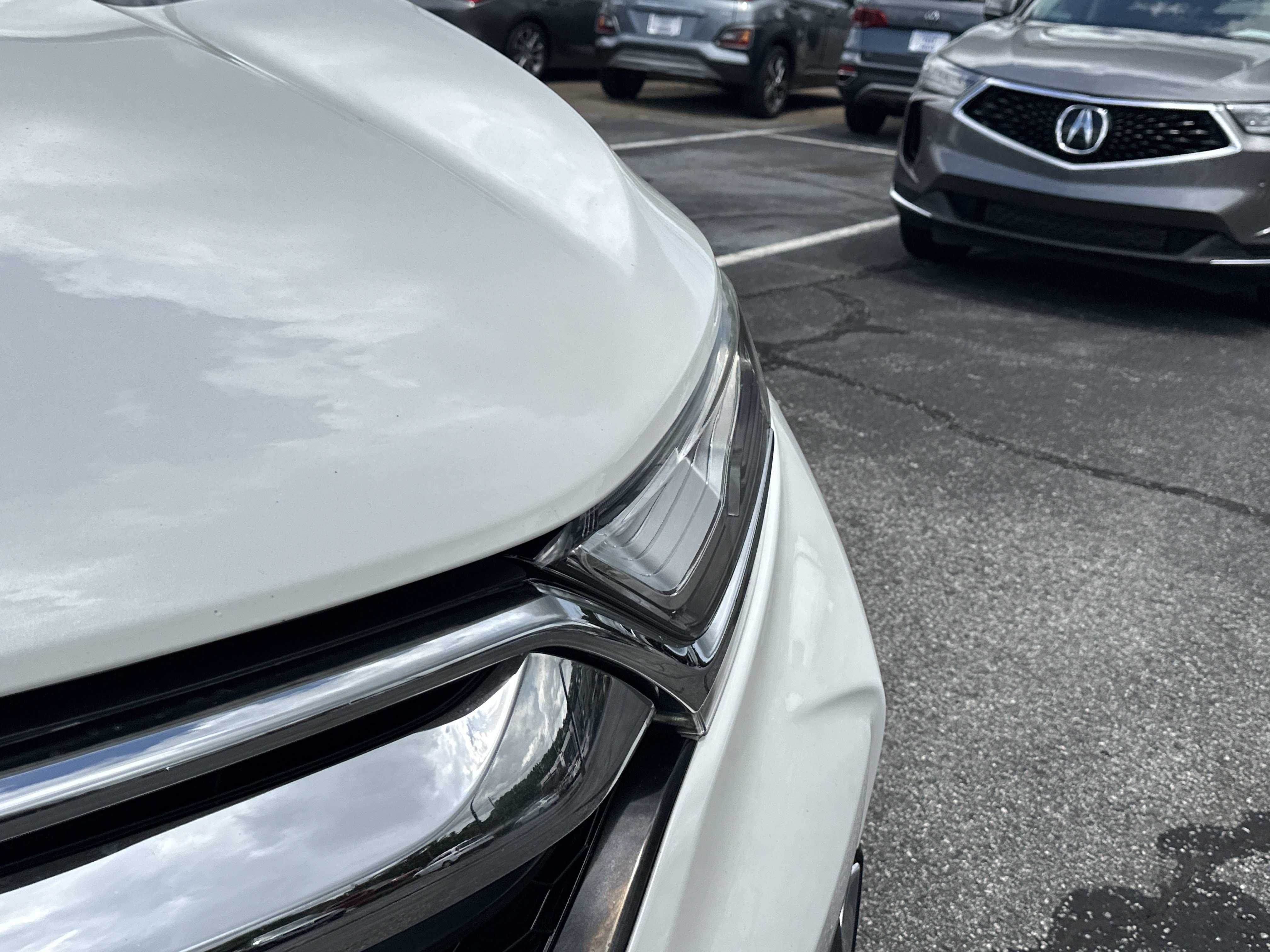 Used 2019 Platinum White Pearl Honda Touring image 13