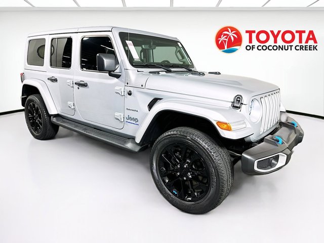 2023 Jeep Wrangler media 1