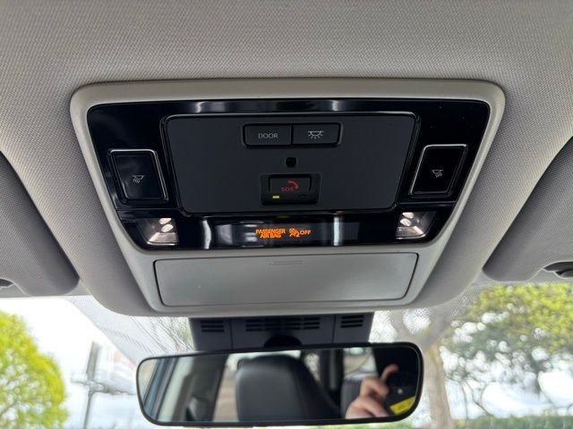 Used 2024 White Toyota XLE image 19