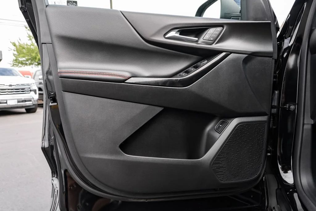 2027 Chevrolet Equinox RS - Photo 21