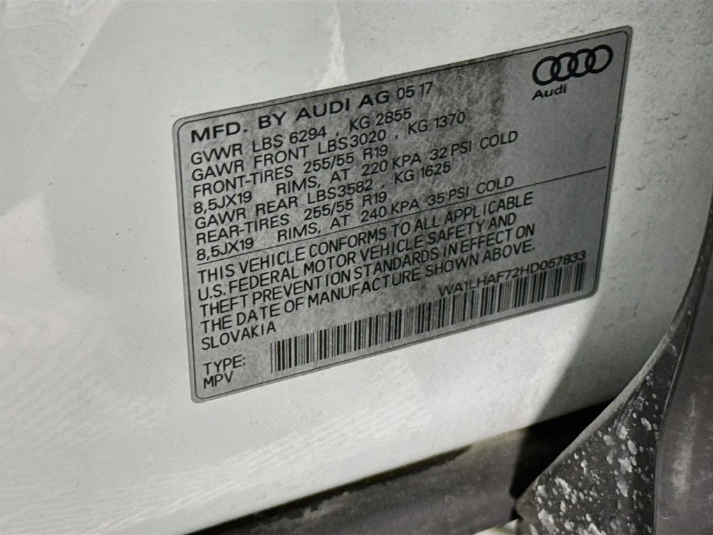 Used 2017  Audi 2.0T Premium Plus image 35