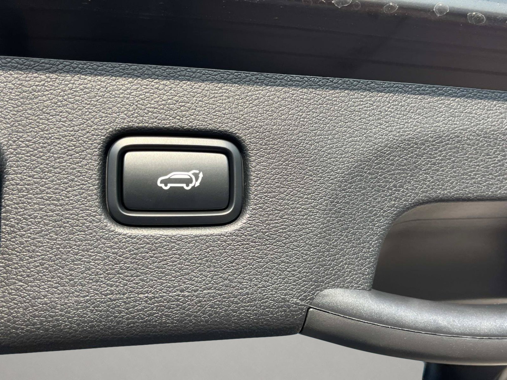 New 2027 Ebony Black Kia EX image 13