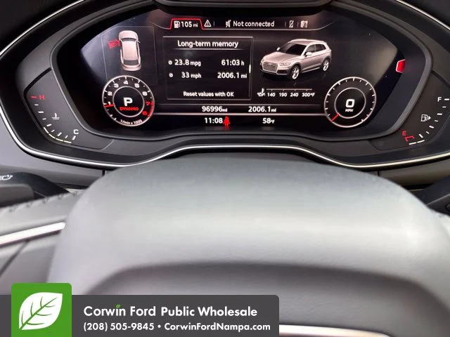 Used 2010 White Audi  image 20