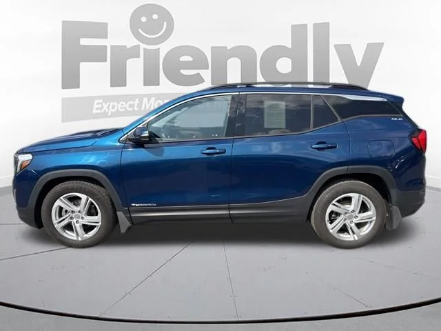 Used 2019 Blue GMC SLE image 3