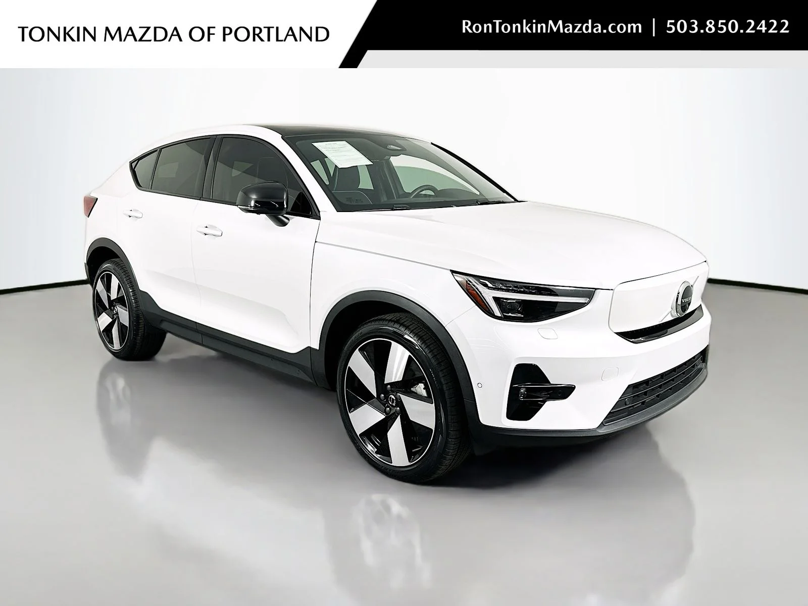 Used 2023 Crystal White Volvo Ultimate image 1