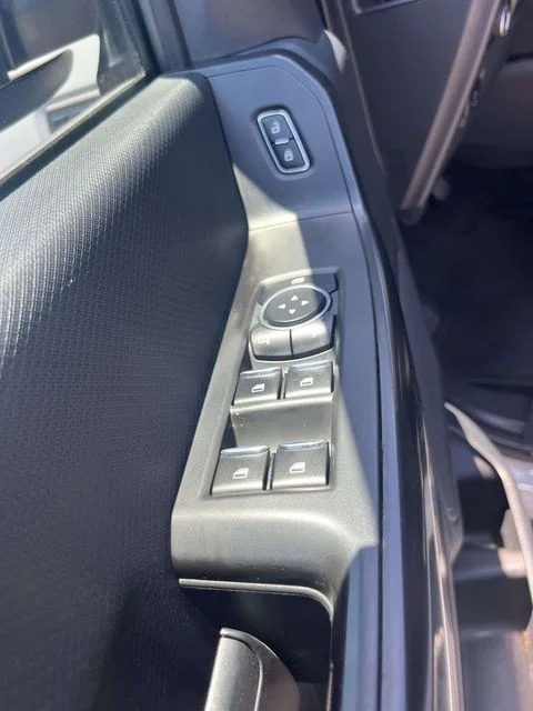 Used 2023 White Ford XL image 18