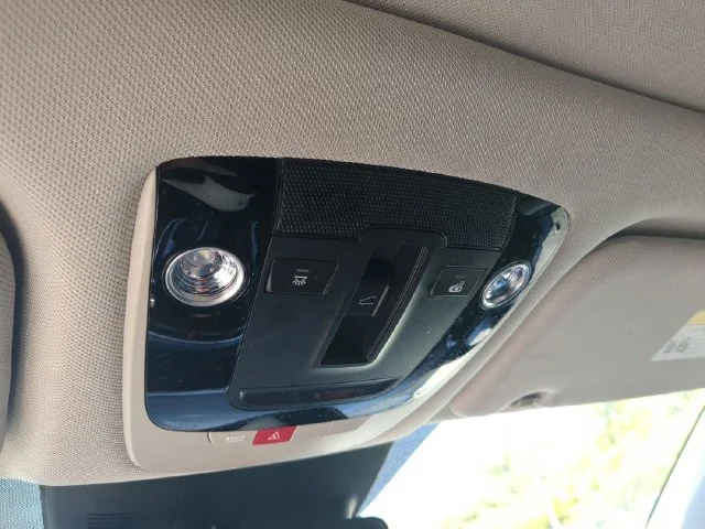 Used 2025 Everlasting Silver Kia S image 21