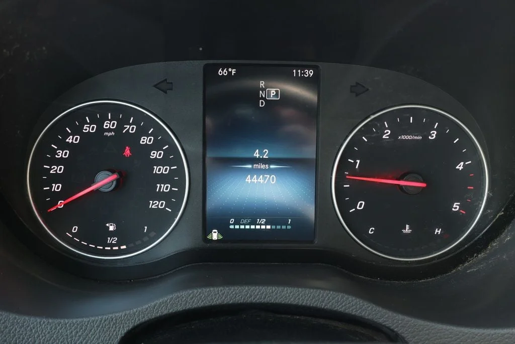 Used 2022 Arctic White Mercedes-Benz 2500 Standard Roof V6 144