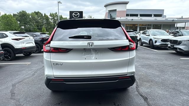 Used 2024 White Honda EX image 6