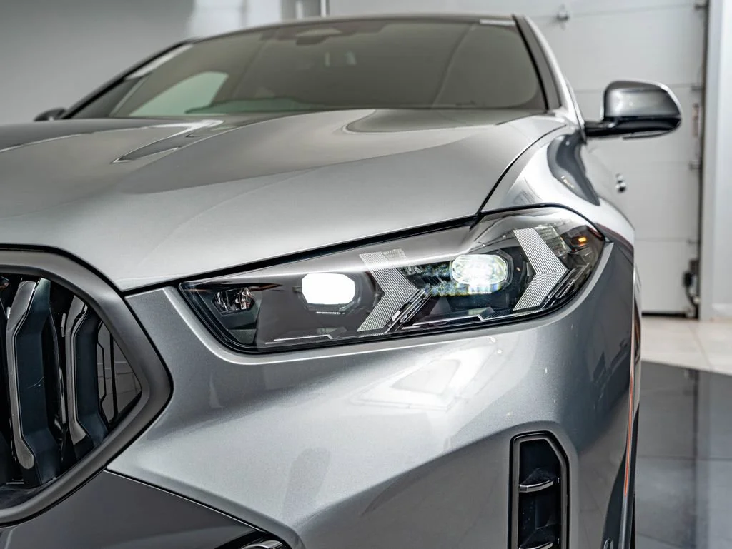 New 2027 Gray Metallic BMW xDrive40i image 13