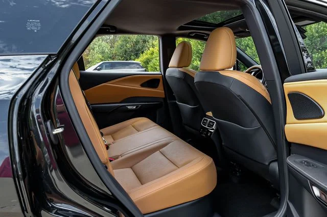 Used 2025 Black Lexus 350 Premium Plus image 47