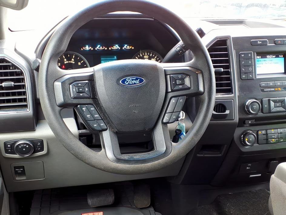 Used 2018 Oxford White Ford XLT image 11
