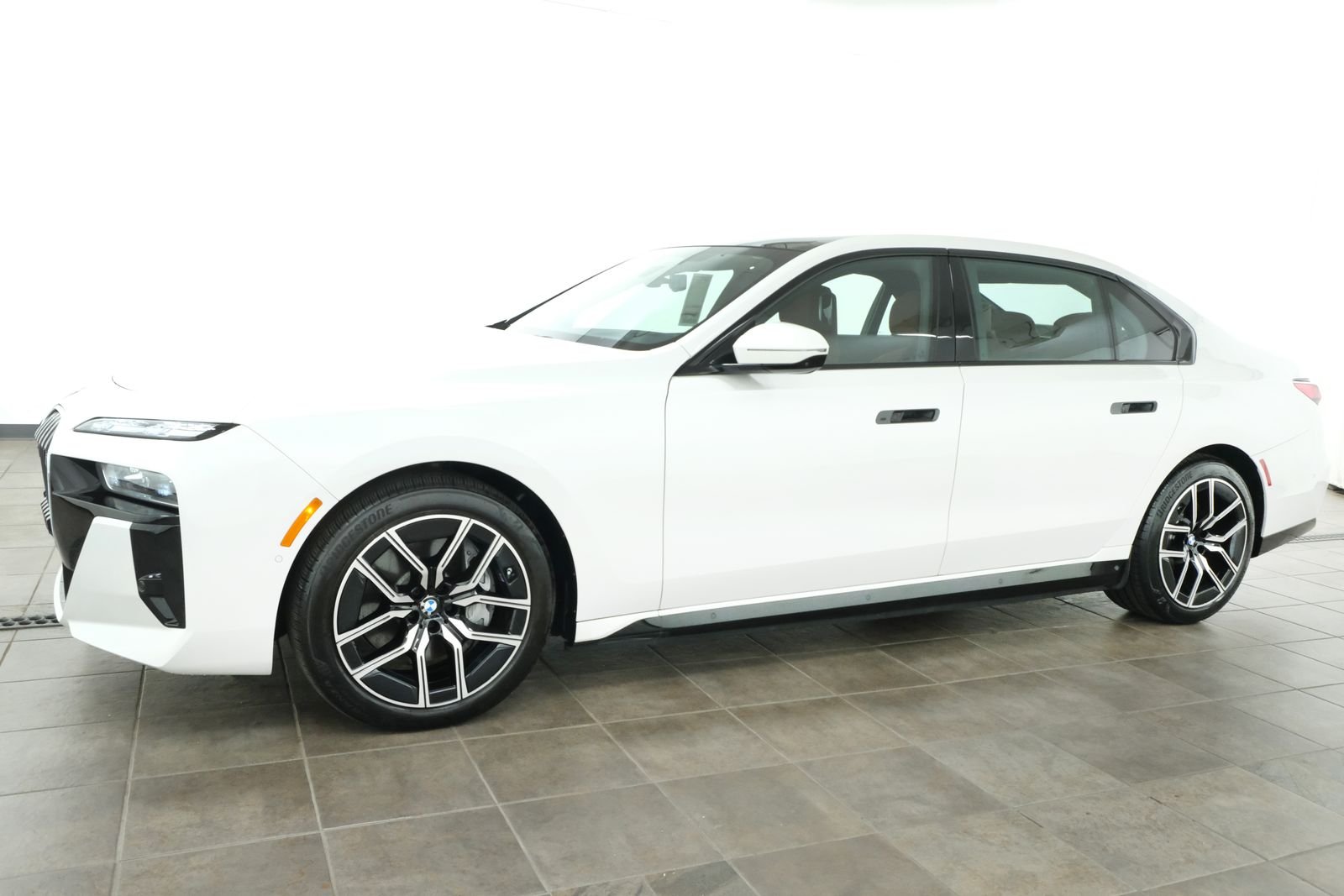 Certified 2024 BMW i7 Base with VIN WBY53EJ05RCR17387 for sale in Elmhurst, IL