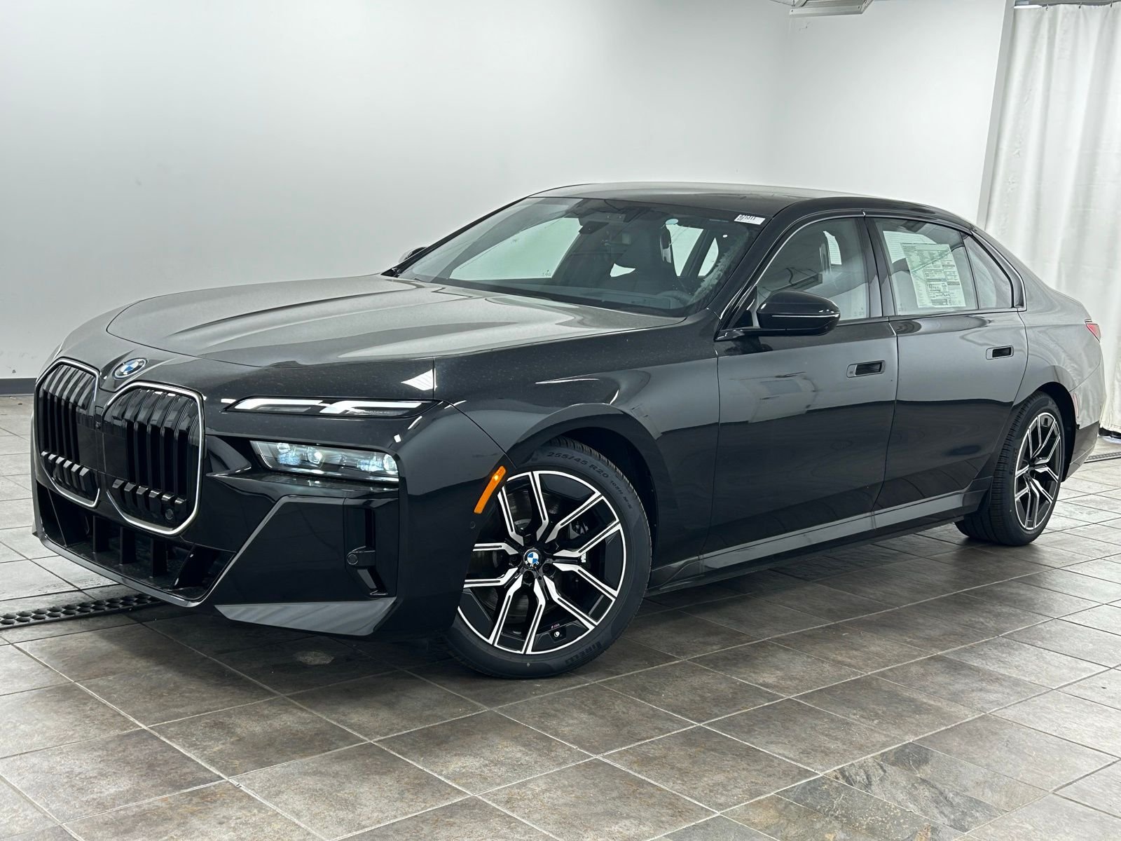 2026 BMW i7 xDrive60 Sedan's photo