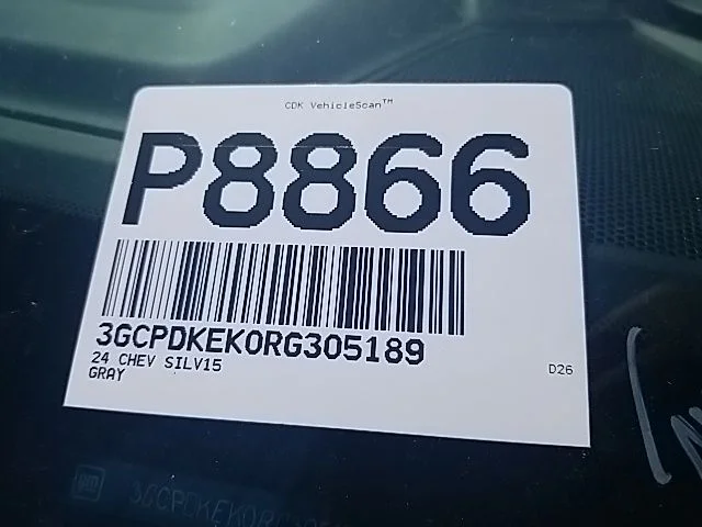 Used 2024 Gray Chevrolet LT image 33