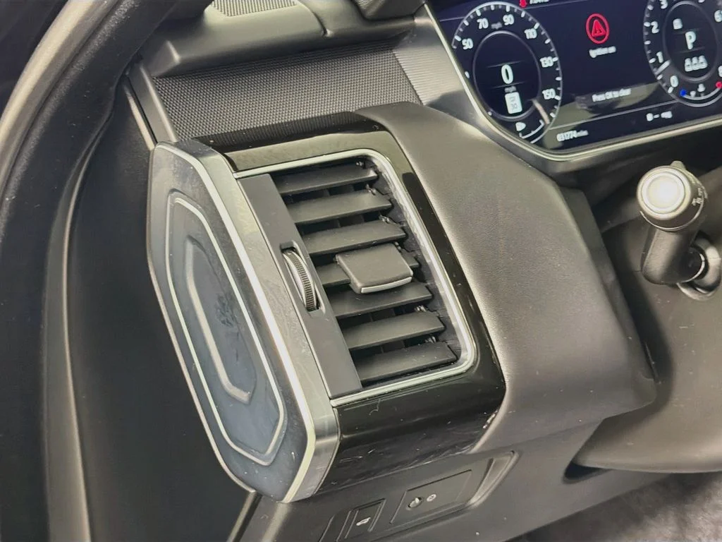 Used 2022 Black Land Rover HST image 10