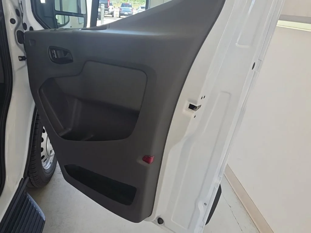 New 2026 Oxford White Ford Cargo Van image 22