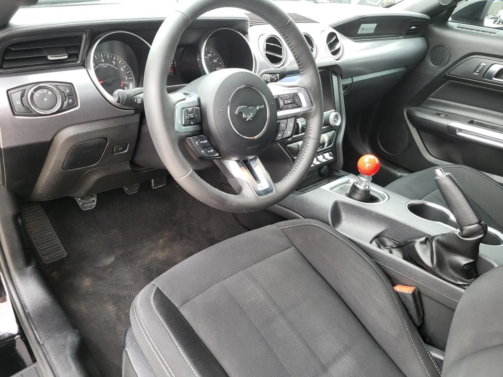 Used 2021 Black Ford GT image 16