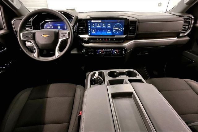 Used 2026 Cypress Gray Chevrolet LT image 19