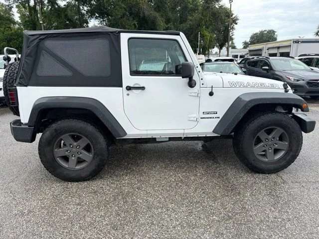 Used 2014 Bright White Clearcoat Jeep Sport image 3