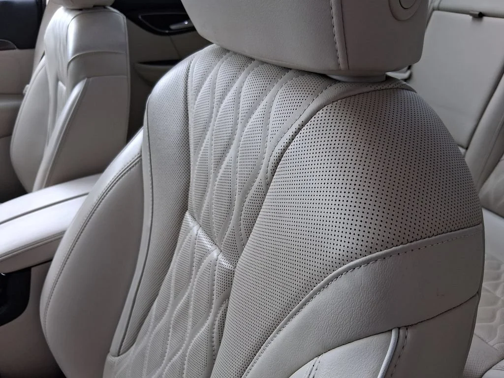 Used 2023 MOONSTONE GRAY METALLIC Buick Avenir image 19