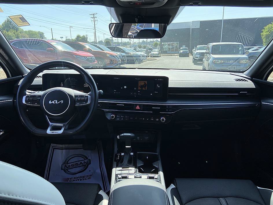 Used 2025 Snow White Pearl Kia GT-Line image 16